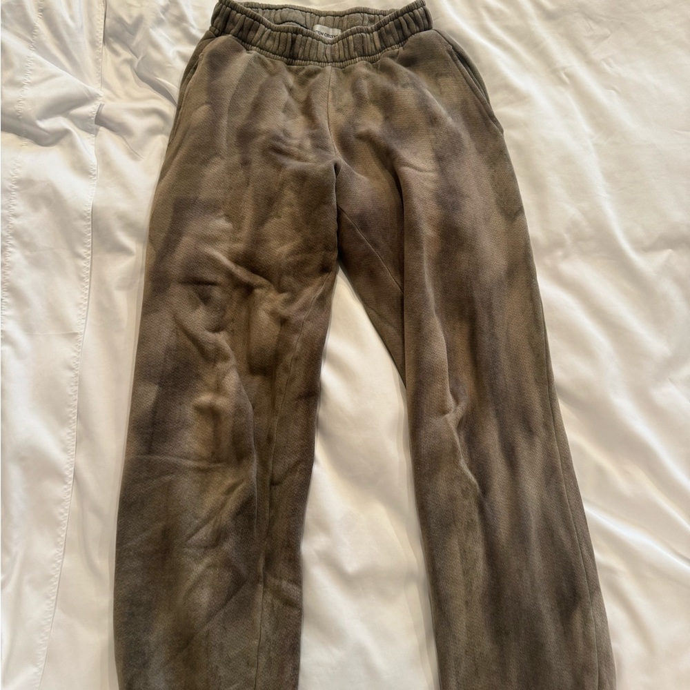 Cotton Citizen Sweatpants XS and matching t shirt XS